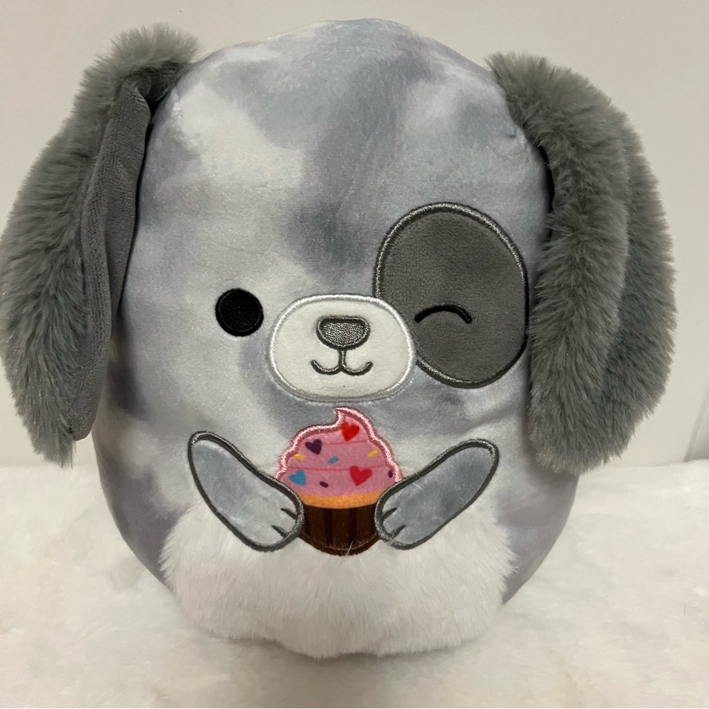Squishmallow Gustavus Dog 🐶, Cupcake Hearts 🧁, Valentine’s Day ♥️, 8” New